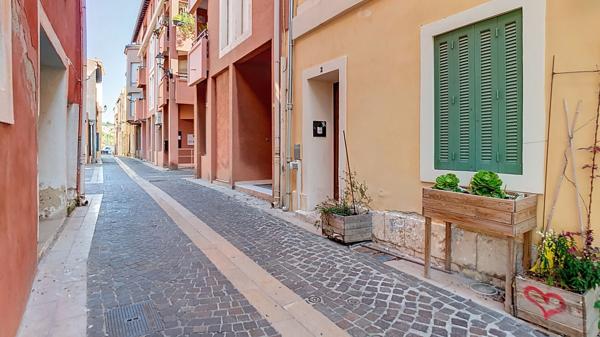 IMMEUBLE - 4 APPARTS DE TYPE 2 LOUES