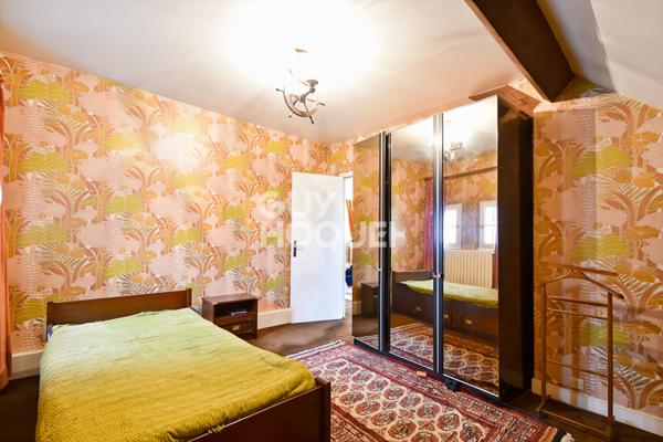 Maison à vendre à Yerres - 5 pièces, 3 chambres, 151 m²