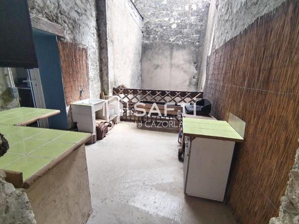 Très belle maison de ville en pierre