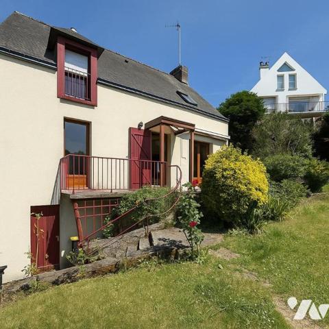 MAISON AU CALME ET DEUX PAS DU PORT 