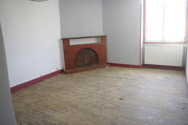 Maison à vendre 5 pièces VIC FEZENSAC (32) avec jardin et garage