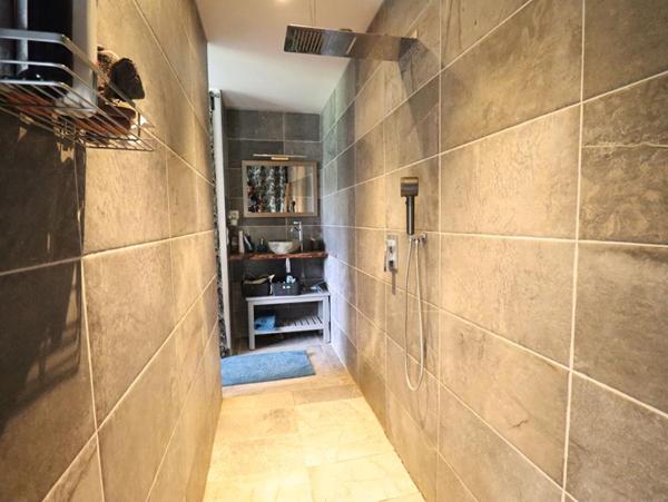 Maison Peschadoires 7 pièce(s) 160 m2 environs + jardin +/-2000 m2