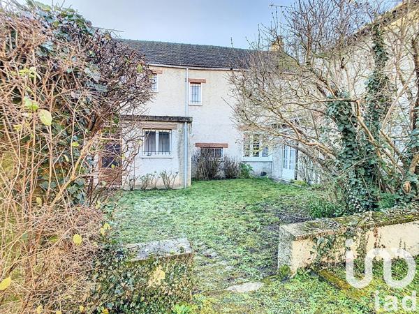 Maison traditionnelle 5 pièces de 94 m² à Aubergenville (78410)