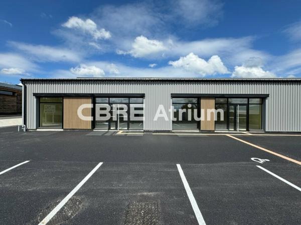 Location Commerce 03300 Cusset