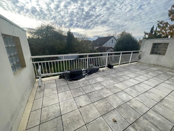 Le Blanc-Mesnil (93150) superbe maison de 6 pièces situées au Blanc-Mesnil