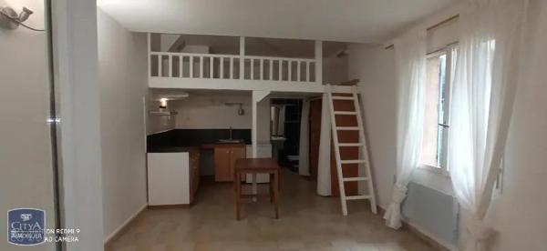 Appartement à louer 1 pièce 23.61m² Salon-de-Provence (13300)