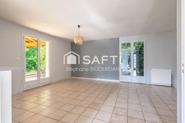 Maison plain pied enterré, 85m², 4ch, 10 ares, Miserey