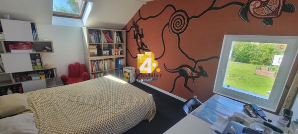 Maison - 6 pièces - 175 m²