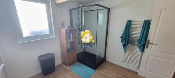 Maison - 6 pièces - 175 m²