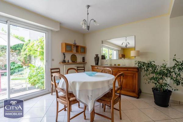 Maison à vendre 6 pièces 170m² Tours (37000)