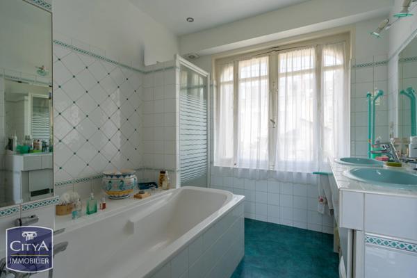 Maison à vendre 6 pièces 170m² Tours (37000)