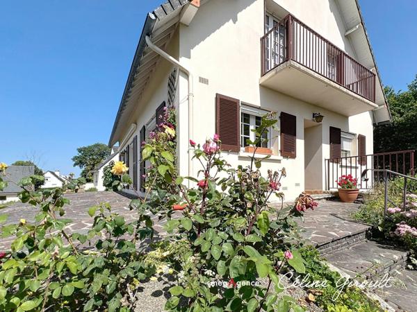 Maison à LE VAL-SAINT-PERE, 50300 - 7 pièces 145m²