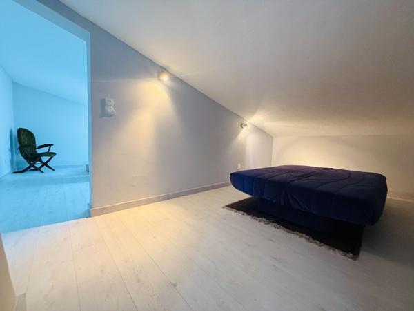 MAISON 3 FACES 6 PIECES AVEC GARAGE ET PISCINE