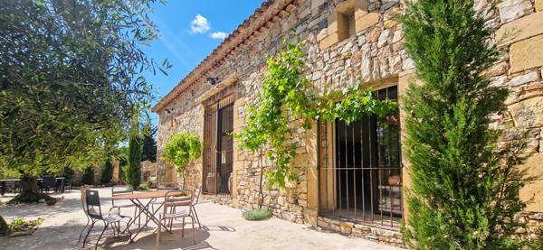 Uzès (30700) Superbe maison à vendre aux portes d'Uzès