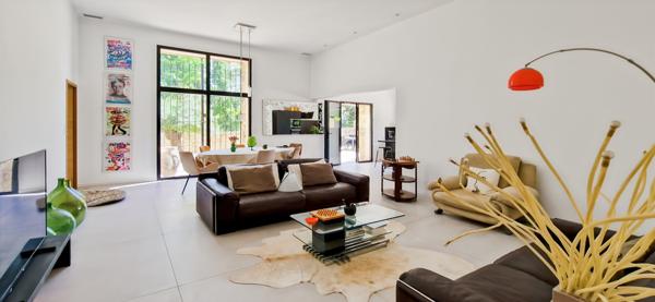 Uzès (30700) Superbe maison à vendre aux portes d'Uzès