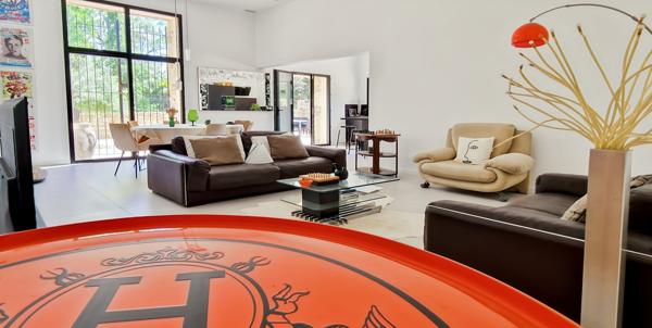 Uzès (30700) Superbe maison à vendre aux portes d'Uzès