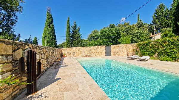 Uzès (30700) Superbe maison à vendre aux portes d'Uzès