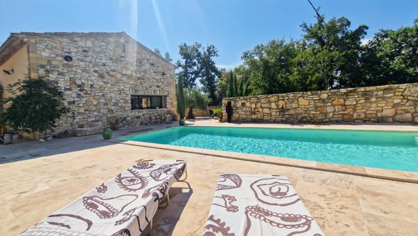 Uzès (30700) Superbe maison à vendre aux portes d'Uzès