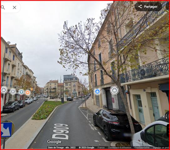 Immeuble
         7 pièces
        - 390 m² 689 000 € *