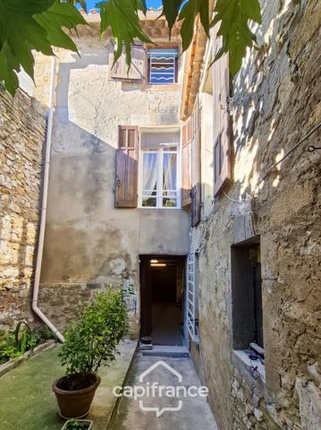 Maison à vendre 4 pièces ROQUEMAURE (30)