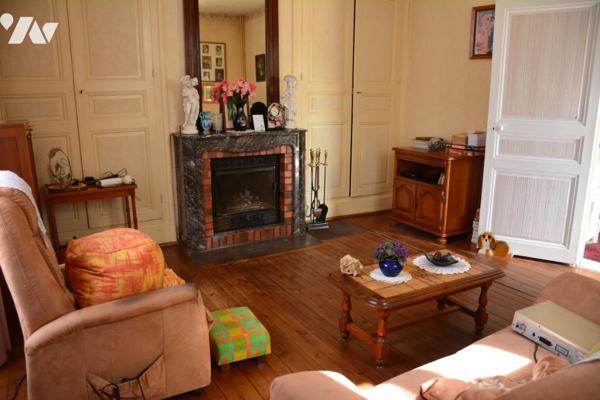 Vente sur la commune de Sablé sur Sarthe une maison avec jardin et garage séparé