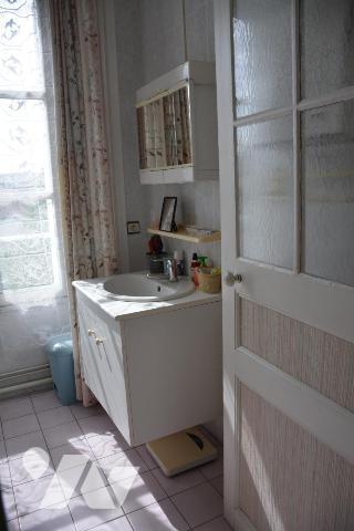 Vente sur la commune de Sablé sur Sarthe une maison avec jardin et garage séparé