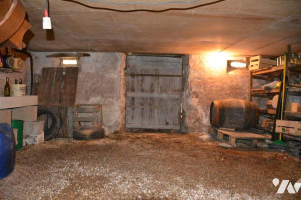 Vente sur la commune de Sablé sur Sarthe une maison avec jardin et garage séparé