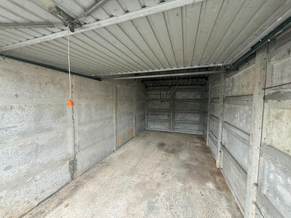 Parking / box Gradignan 14 m2