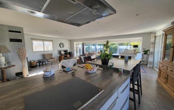 Vente Villa Avec piscine Montagnac   