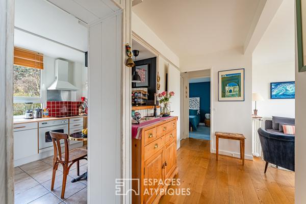 Lumineux premier étage avec balcon sur espace vert