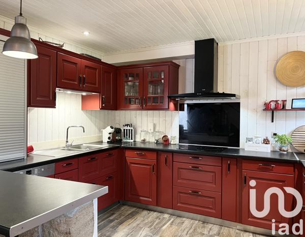 Maison à vendre 7 pièces 178 m² Saint-Viance