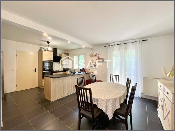 Charmant pavillon familial, 3 chambres, garage et jardin