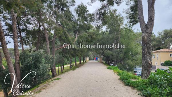 Appartement T4 d'Exception au Dernier Étage : Vivez La Londe-les-Maures  83250