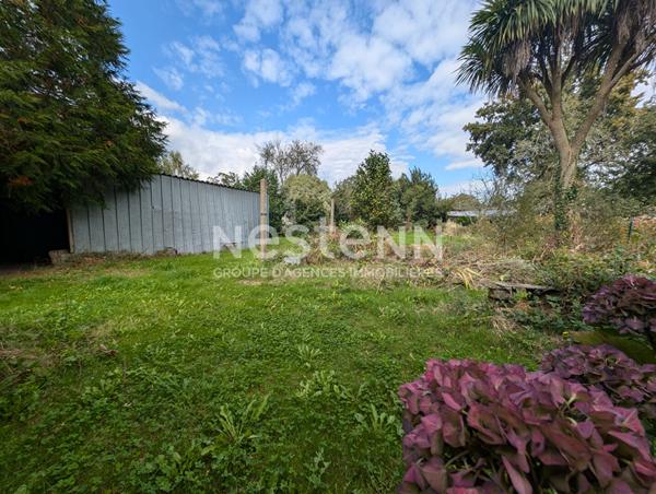 Maison à vendre à Radenac - 2 chambres - 650 m² de terrain