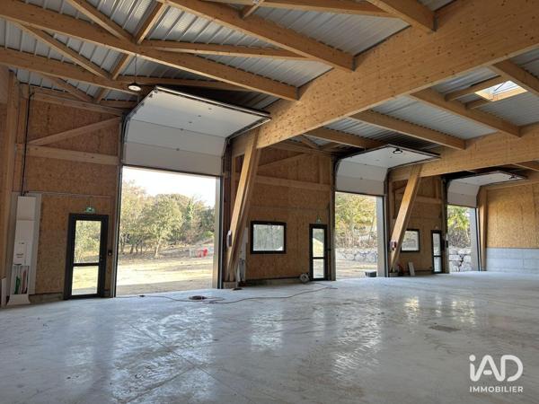 Local d’activité à vendre 553 m² Grignan