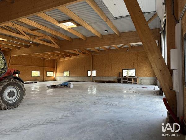Local d’activité à vendre 553 m² Grignan