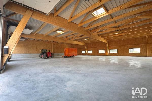 Local d’activité à vendre 553 m² Grignan