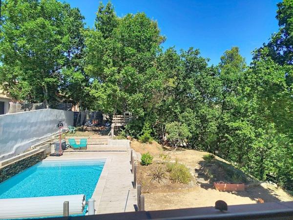 Maison Saint Maximin La Sainte Baume 7 pièce(s) 145 m2