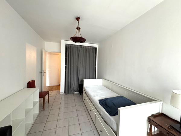 A LOUER - AIX EN PROVENCE - T3 MEUBLE AVEC DOUBLE TERRASSE - LOGGIA