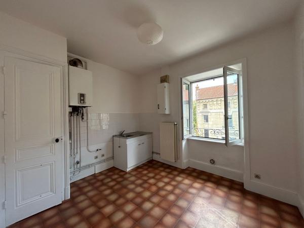 BEL APPARTEMENT T3 DE 67,05M²