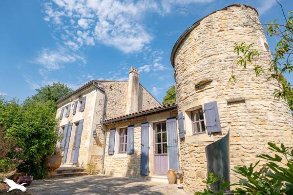 Maison à vendre 195 000 € Brizambourg 5 p 125 m² DPE F