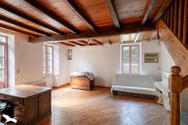 Maison à vendre 195 000 € Brizambourg 5 p 125 m² DPE F