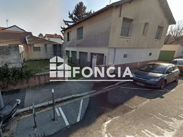 Location Parking - 51 53 RUE ALEXIS PERRONCEL Villeurbanne 69100