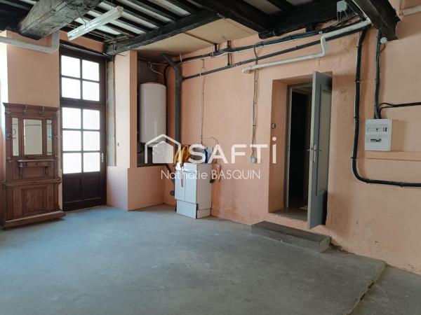 Buxy centre, maison de village refaite à neuf 176 m2 avec garage