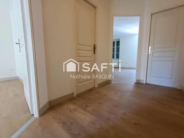 Buxy centre, maison de village refaite à neuf 176 m2 avec garage