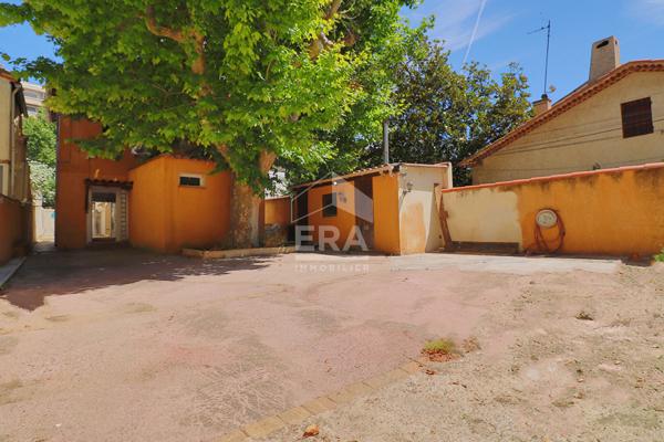 Maison individuelle 146 m² - Terrain 390 m² piscinable - 4 chambres - Jardin - Marseille 10ème