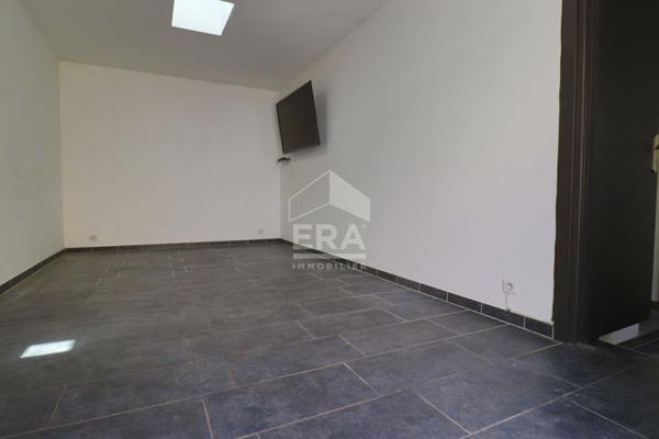 Maison individuelle 146 m² - Terrain 390 m² piscinable - 4 chambres - Jardin - Marseille 10ème
