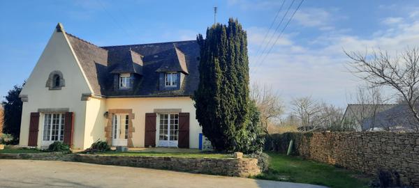 Maison 6 pièces proche de QUIMPERLE