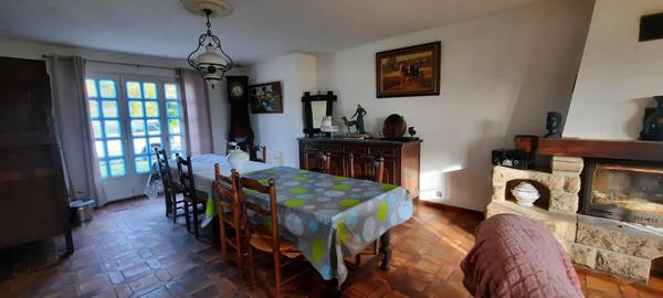 Maison 6 pièces proche de QUIMPERLE