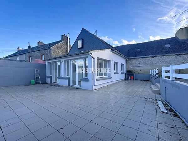 ETABLES SUR MER Maison de bourg au calme - proche mer - Dépendances - Investissement - Potentiel intéressant vie de plain-pied